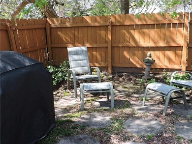 Just a great quiet relaxing & grilling area.