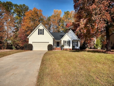 107 Winding Creek Ct, Greenwood, SC 29649 - photo 4