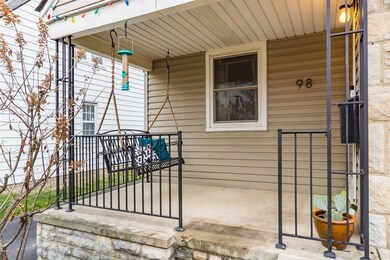 Front Porch - 98 S Algonquin (2)