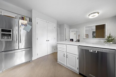 4-Kitchen (2)