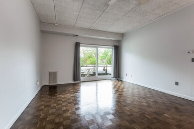 57 Broadlawn Park unit 25A, Chestnut Hill, MA 02467 - photo 4