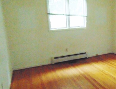 127 Breezewood Dr, Colonial Beach, VA 22443 - photo 6