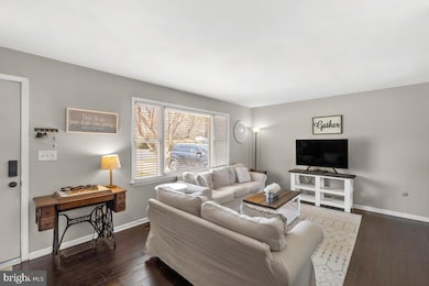 6173 Monroe Ave, Sykesville, MD 21784 - photo 3