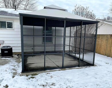 Welcome to 2359 Halkirk Street N!