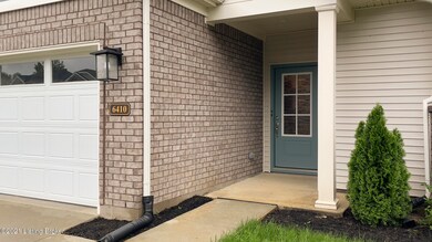 6410 Oak Village Dr, Louisville, KY 40228 - photo 2