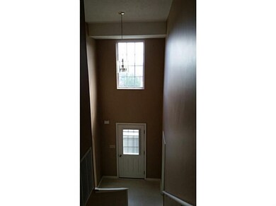 Entry/Foyer.