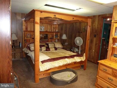 212 Glen Rd, Pasadena, MD 21122 - photo 7