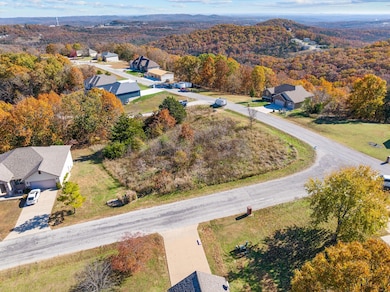 154 N View Dr, Branson, MO 65616