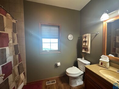 240 N Pond Dr, Jackson, MN 56143 - photo 7