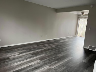 3068 Highcliff Ct unit 3068, Columbus, OH 43231 - photo 6