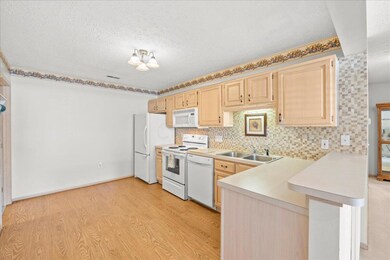 93 Potters Shed Dr unit 7, Reynoldsburg, OH 43068 - photo 7