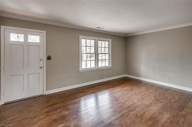 581 Manor Cir, Asheboro, NC 27205 - photo 4