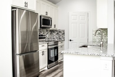 1108 S Tone Ave, Denison, TX 75020 - photo 7