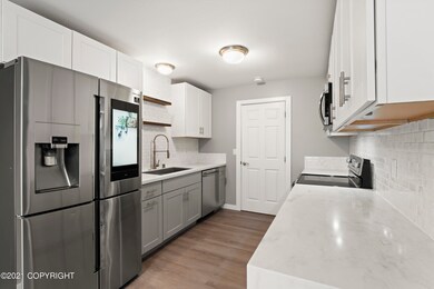 Hommati.com-7721_Randamar_Cir_AK-12-23-2