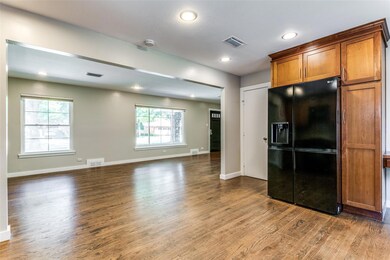 6816 Ravendale Ln, Dallas, TX 75214 - photo 7