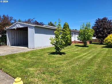 221 NW Blair St unit 19, Sheridan, OR 97378 - photo 3