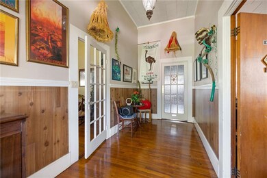 FOYER