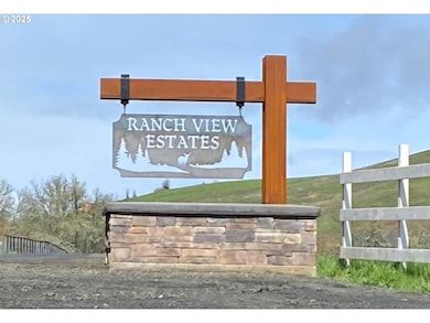 359 Ladybug Ln, Roseburg, OR 97470 - photo 2