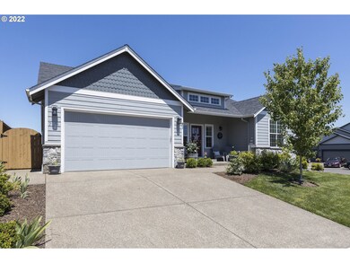 781 E Mckinley St, Carlton, OR 97111 - photo 3