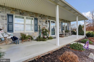 858 Pine Stump Rd, Chambersburg, PA 17202 - photo 2