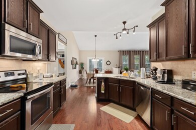 Granite countertops, custom backsplash, Pantry, stainless steel appliances Absolutely beautiful!  