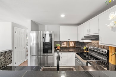 10 Kingston Ct unit 10, MerriMacK, NH 03054 - photo 6