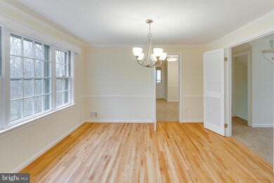 4638 Tara Dr, Fairfax, VA 22032 - photo 5