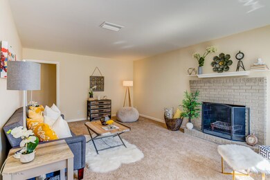 6437 Solandra Dr S, Jacksonville, FL 32210 - photo 3