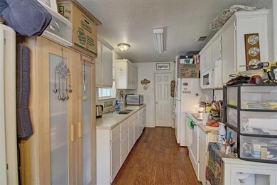 803 Trinity St, Cleburne, TX 76031 - photo 4