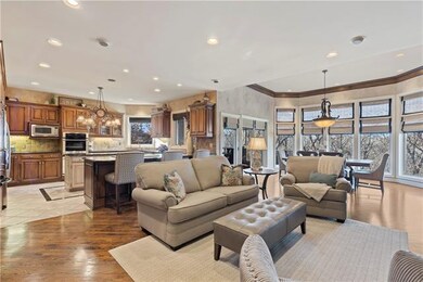 7624 Oakview Ln, Shawnee, KS 66216 - photo 5