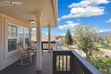 Spectacular Mountain Views!
