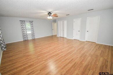 904 904 McClenny, Tyler, TX 75703 - photo 5