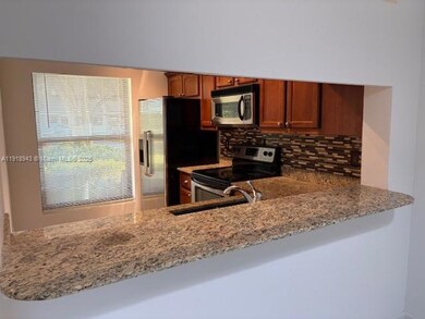 2700 S Oakland Forest Dr unit 504, Oakland Park, FL 33309 - photo 5