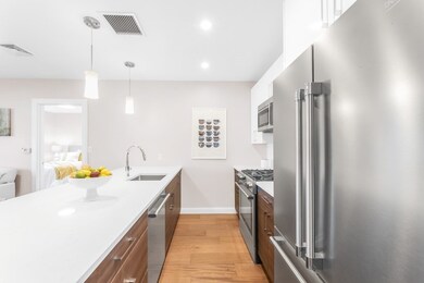 425 Lagrange St unit 305, West Roxbury, MA 02132 - photo 6