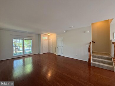 120 Apricot St, Stafford, VA 22554 - photo 2