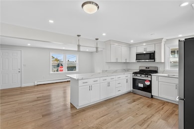 31 Peach Ave, Providence, RI 02906 - photo 5