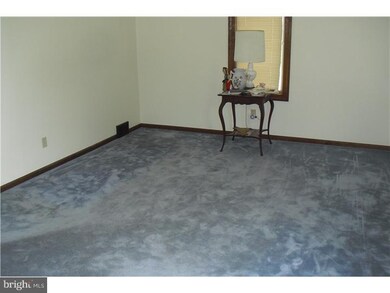 23 Elizabeth Dr, Pennsville, NJ 08070 - photo 3