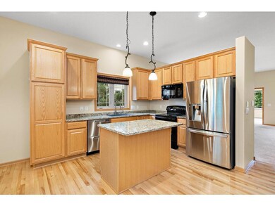 9966 Colorado Ln N, Brooklyn Park, MN 55445 - photo 4