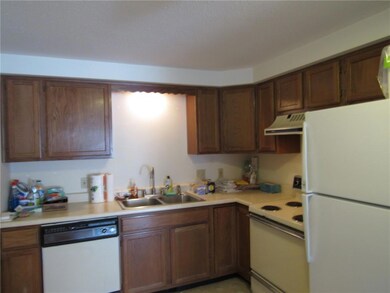 200 Post Rd unit 114, Warwick, RI 02888 - photo 5