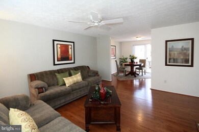 9146 Burke Rd, Burke, VA 22015 - photo 6