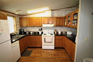 6 Kitchen