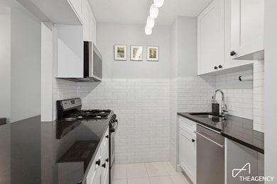 Gramercy East unit 12H, New York, NY 10010 - photo 3