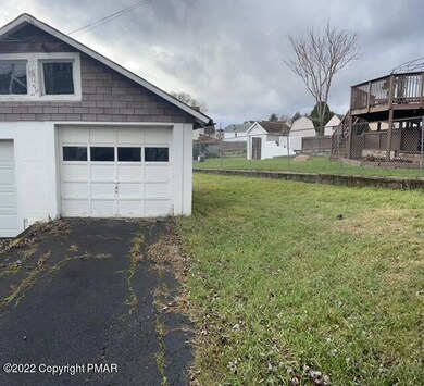 329 Andover St, Wilkes Barre, PA 18702 - photo 3