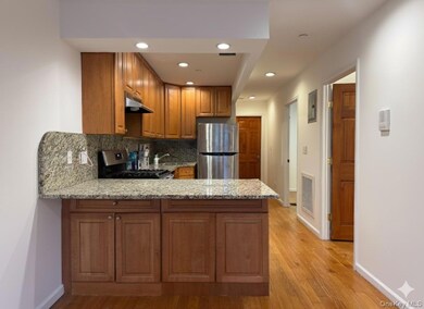 4033 191st St unit Floor 1, Flushing, NY 11358 - photo 3