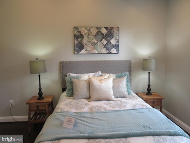 4501 Forest View Ave, Baltimore, MD 21206 - photo 3