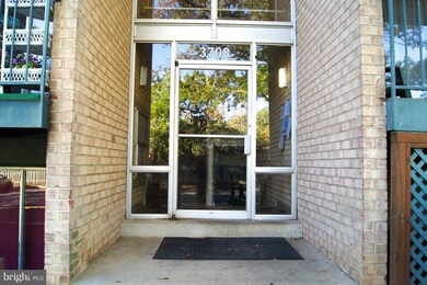 3708 N Rosser St unit T1, Alexandria, VA 22311 - photo 2