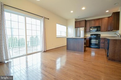 337 Latrobe Dr, Newark, DE 19702 - photo 7