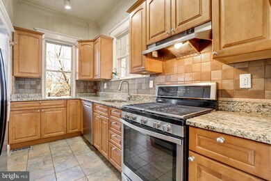 3102 Beverly Rd, Baltimore, MD 21214 - photo 5