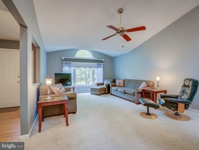 223 Birdie Rd, Locust Grove, VA 22508 - photo 6