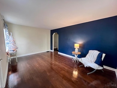 5305 Charloe St, Cincinnati, OH 45227 - photo 2